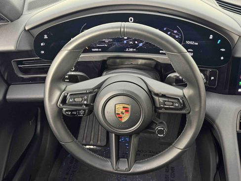 Used 2024 Porsche Taycan 4 Cross Turismo w/ Premium Package image 21