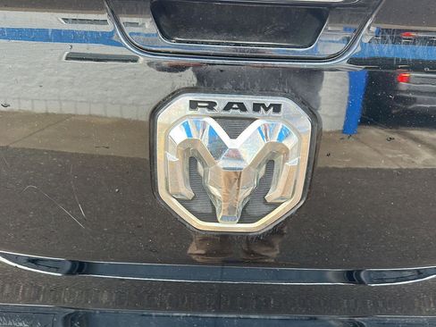 Used 2019 RAM 1500 Laramie image 7