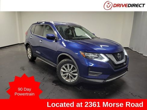 Used 2020 Nissan Rogue SV image 1