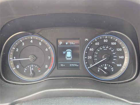 Used 2021 Hyundai Kona SE w/ Cargo Package FWD image 14