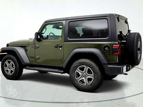 Used 2022 Jeep Wrangler Sport AWD/4WD image 7