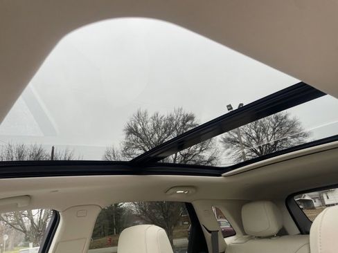 Used 2020 Cadillac XT5 Premium Luxury image 43