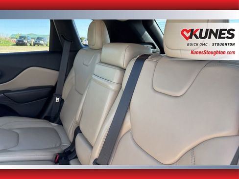 Used 2016 Jeep Cherokee Limited AWD/4WD image 39
