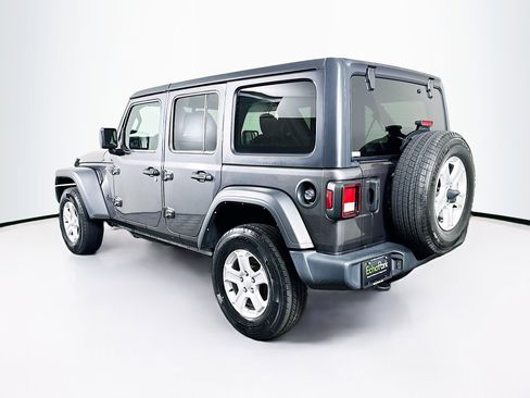 Used 2022 Jeep Wrangler Sport S image 4