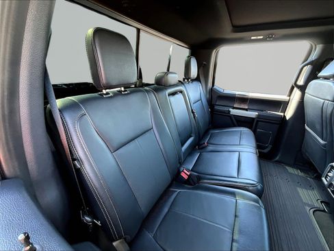 Used 2022 Ford F250 Lariat w/ Black Appearance Pkg AWD/4WD image 26