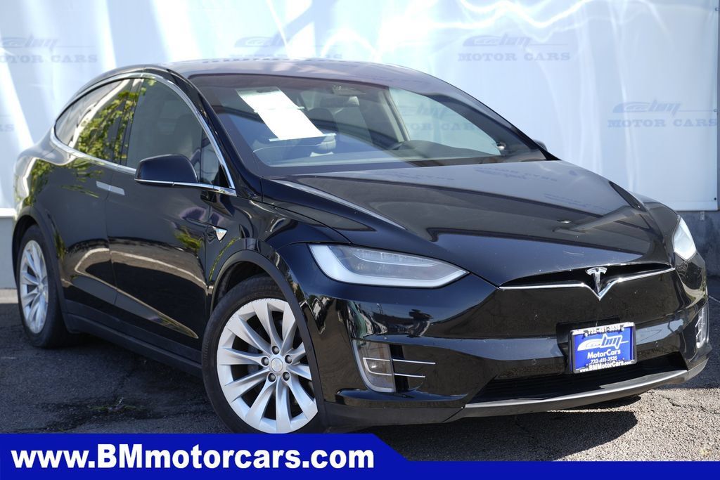 Used 2018 Tesla Model X 75D AWD/4WD image 1