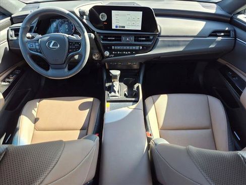 Used 2023 Lexus ES 350 w/ Premium Package FWD image 17