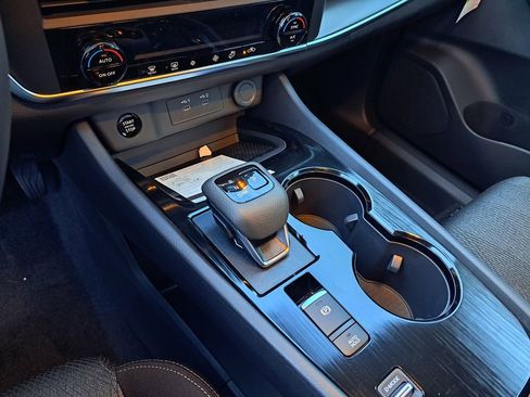 New 2026 Nissan Rogue SV FWD image 9