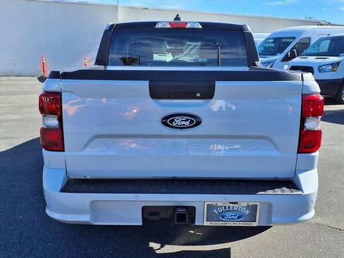 New 2026 Ford Maverick Lobo image 3