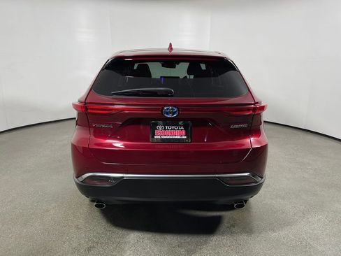Certified 2024 Toyota Venza Limited AWD/4WD image 4