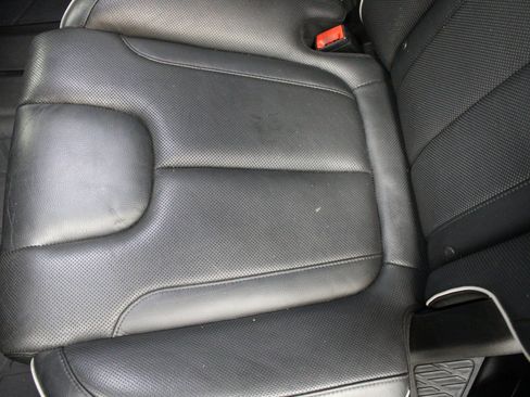 Used 2023 Hyundai Palisade Limited w/ Cargo Package image 18