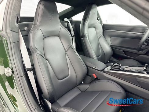 Used 2026 Porsche 911 Carrera image 12