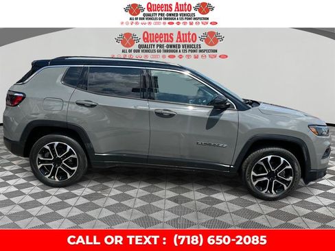 Used 2022 Jeep Compass Limited AWD/4WD image 8