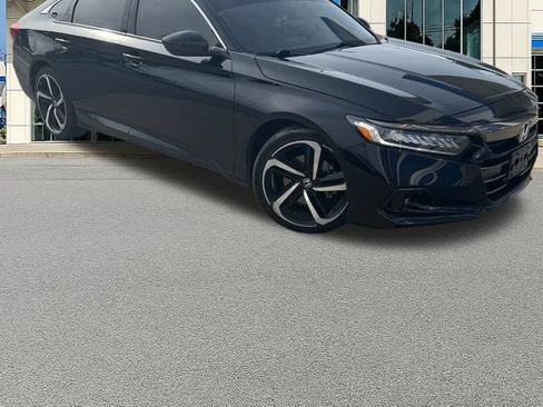 Used 2022 Honda Accord Sport image 2