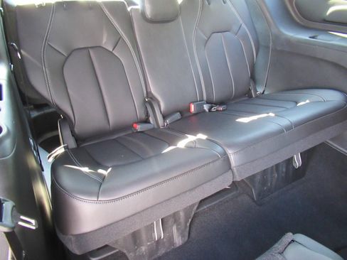 New 2026 Chrysler Voyager LX FWD image 31