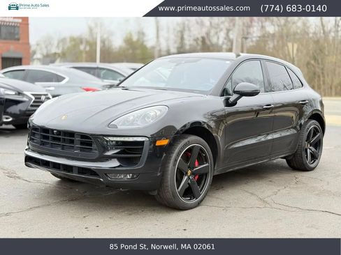 Used 2018 Porsche Macan Turbo AWD/4WD image 3