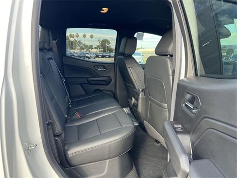 New 2026 GMC Canyon Elevation w/ Convenience Package image 30