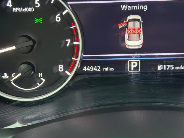 Used 2025 Nissan Sentra SV FWD image 16
