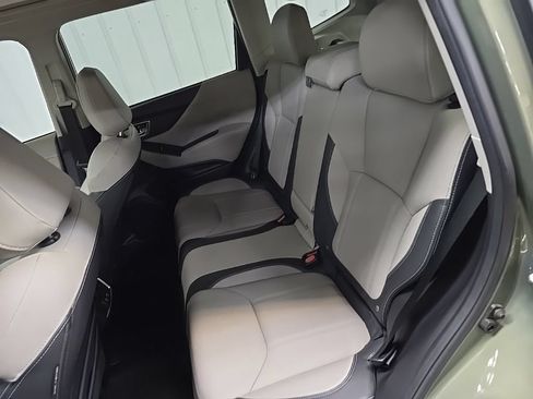 Used 2019 Subaru Forester Limited AWD/4WD image 32
