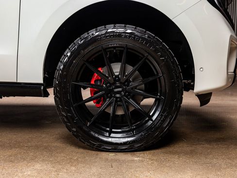 Used 2025 Ford Expedition Platinum w/ Stealth Performance Package image 12