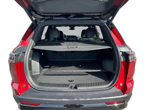 Used 2025 Chevrolet Equinox RS w/ Safety and Technology Package AWD/4WD image 13