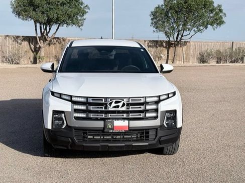 Used 2026 Hyundai Santa Cruz SE AWD/4WD image 3