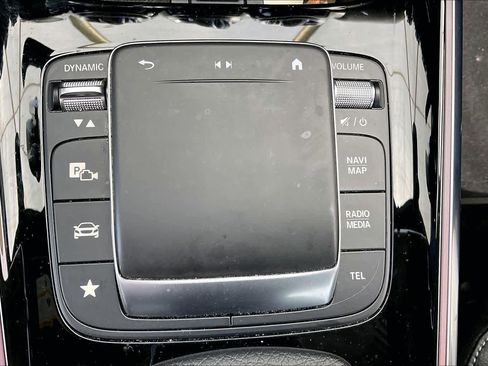 Used 2021 Mercedes-Benz GLA 250 image 14