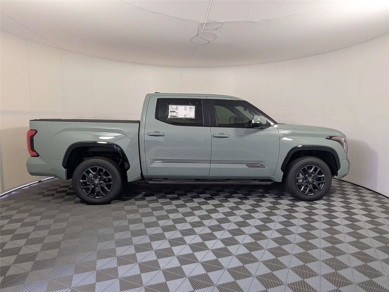 New 2026 Toyota Tundra Platinum AWD/4WD image 4