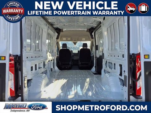 New 2026 Ford Transit 250 148 Medium Roof image 27