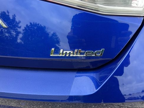 Used 2022 Hyundai Elantra Limited w/ Cargo Package FWD image 30