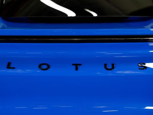 Used 2024 Lotus Emira First Edition image 23