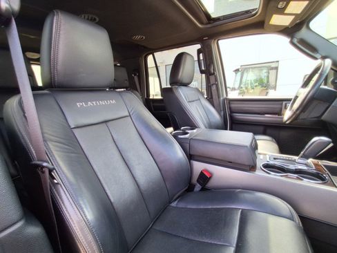 Used 2016 Ford Expedition Platinum AWD/4WD image 15