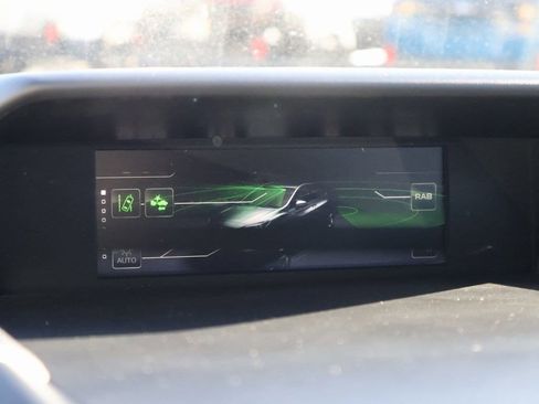 Used 2023 Subaru Crosstrek 2.5i Limited w/ Moonroof Package image 34