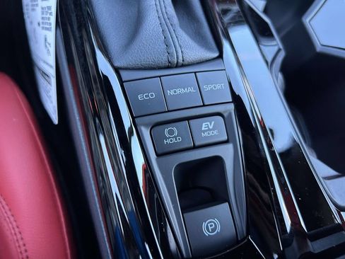 New 2026 Toyota Camry SE FWD image 22