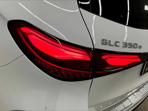 New 2025 Mercedes-Benz GLC 350e 4MATIC image 14