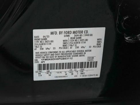 Certified 2023 Ford Explorer XLT w/ Equipment Group 202A AWD/4WD image 27