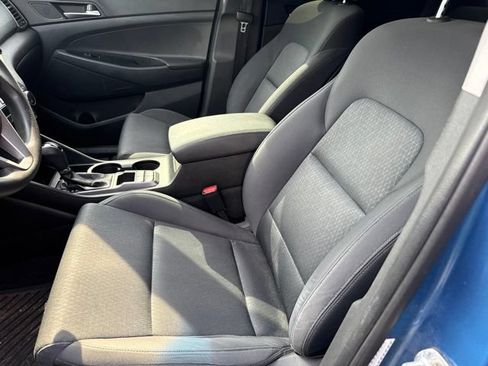 Used 2017 Hyundai Tucson SE w/ SE Popular Package 02 FWD image 10