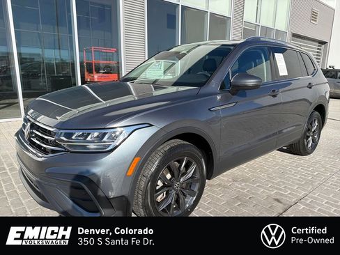 Certified 2022 Volkswagen Tiguan SE w/ Panoramic Sunroof Package image 1