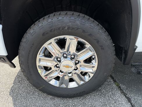 New 2026 Chevrolet Silverado 2500 High Country w/ High Country Premium Package image 11