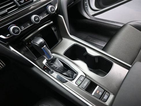 Used 2022 Honda Accord Sport image 15