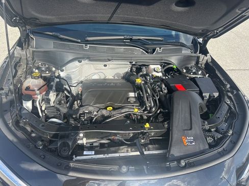 Used 2025 Buick Envista Preferred image 27