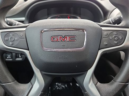 Used 2023 GMC Acadia SLE w/ Driver Convenience Package image 31