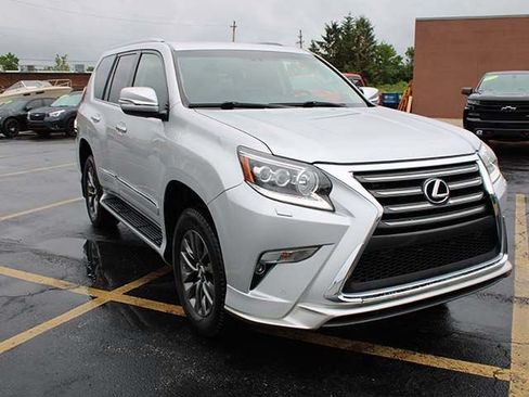 Used 2019 Lexus GX 460 Premium AWD/4WD image 4