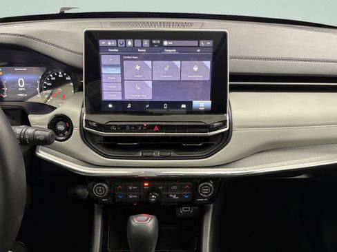 Used 2022 Jeep Compass Limited w/ Sun and Sound Group image 14