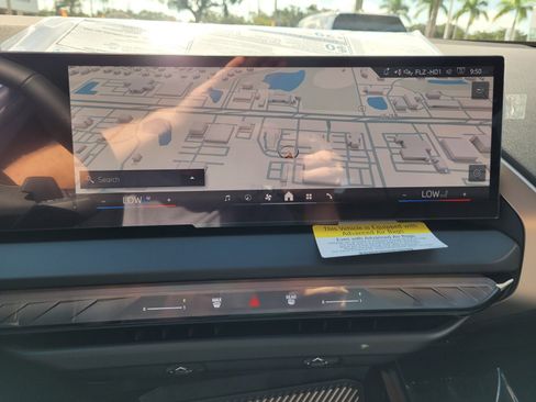 New 2025 BMW X3 xDrive30i w/ Premium Package image 22