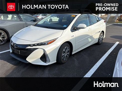 Certified 2020 Toyota Prius Prime XLE image 1