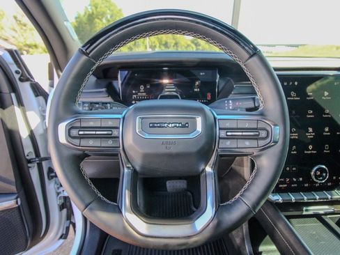 Used 2025 GMC Acadia Denali w/ Super Cruise Package AWD/4WD image 21