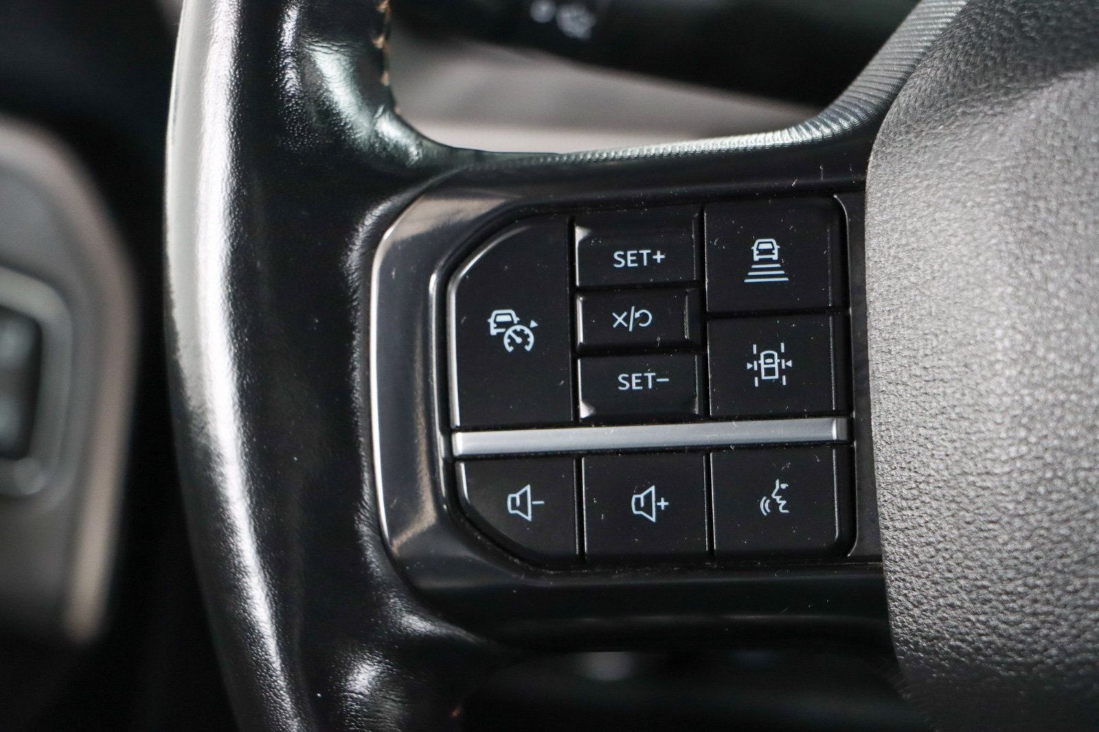 Used 2022 Ford F150 Platinum w/ Equipment Group 701A High AWD/4WD image 14