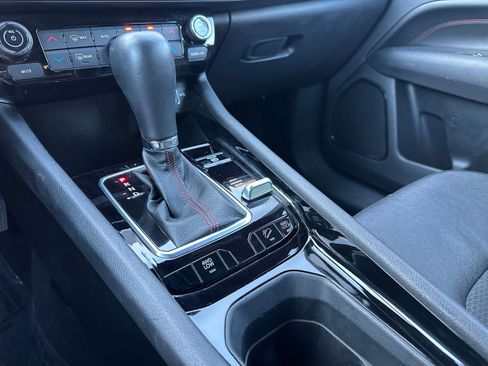 Used 2025 Jeep Compass Trailhawk w/ Trailer Tow Group image 40