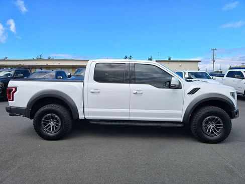 Used 2019 Ford F150 Raptor w/ Equipment Group 802A Luxury AWD/4WD image 8
